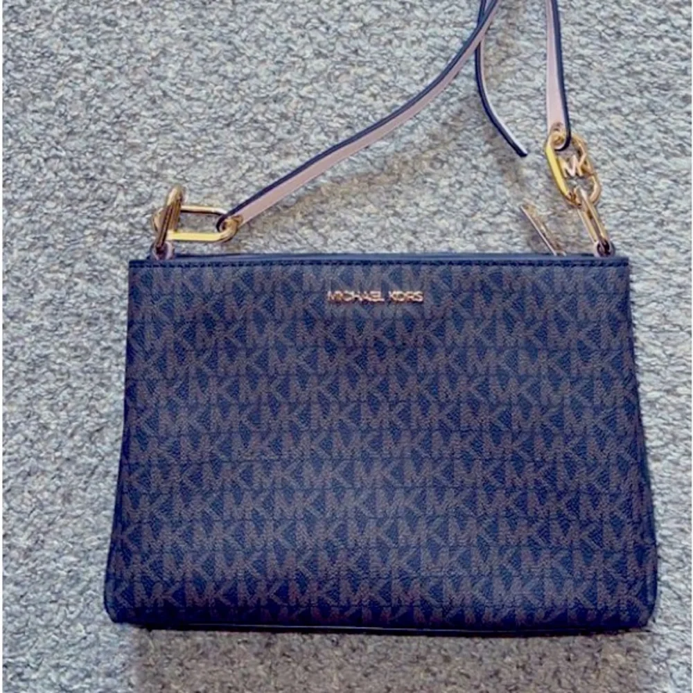 MICHAEL KORS CROSSBODY - Picture 1 of 3
